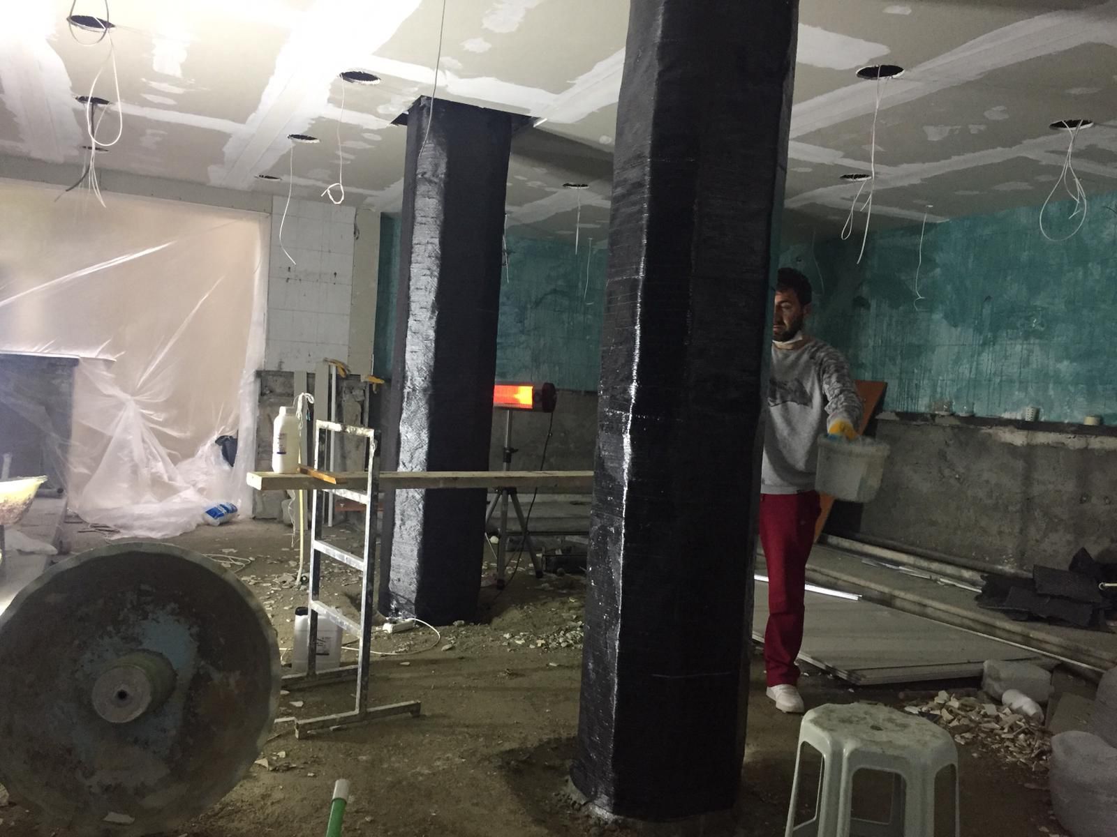 Karbon fiber kolon güçlendirmesi uygulaması