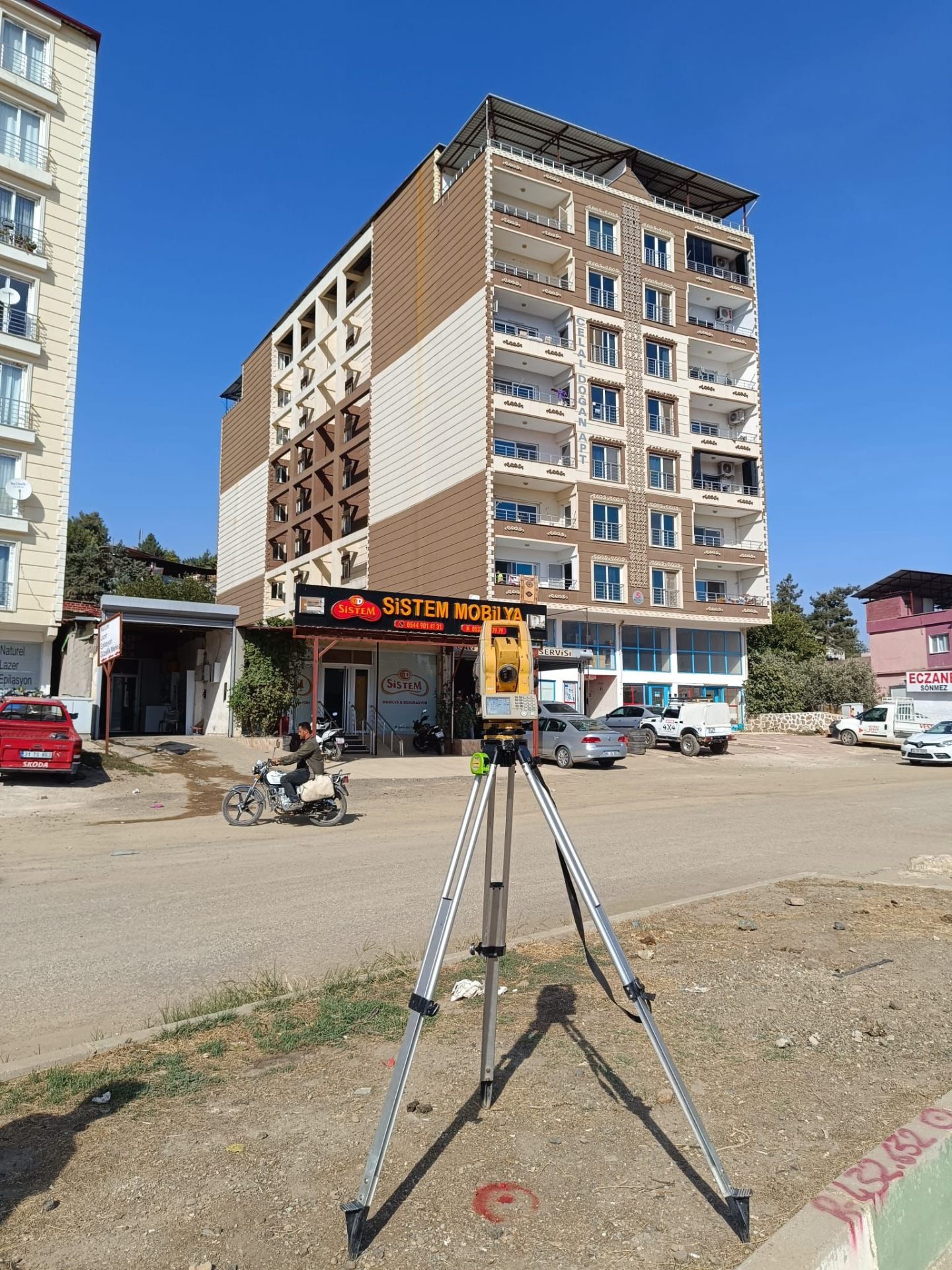 Total station ile bina geometrisi ölçümü